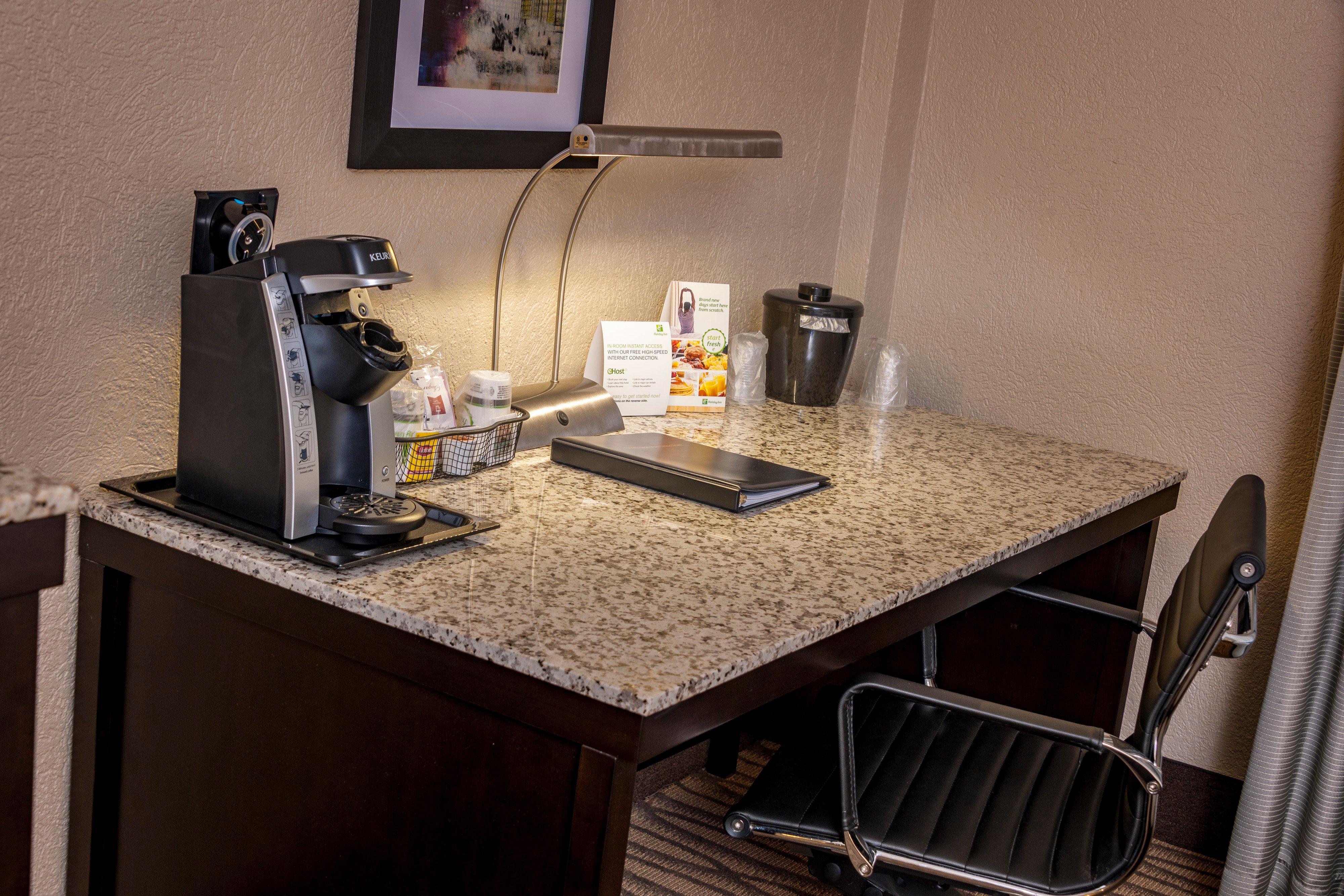 Best Western Plus Strongsville Cleveland Екстериор снимка