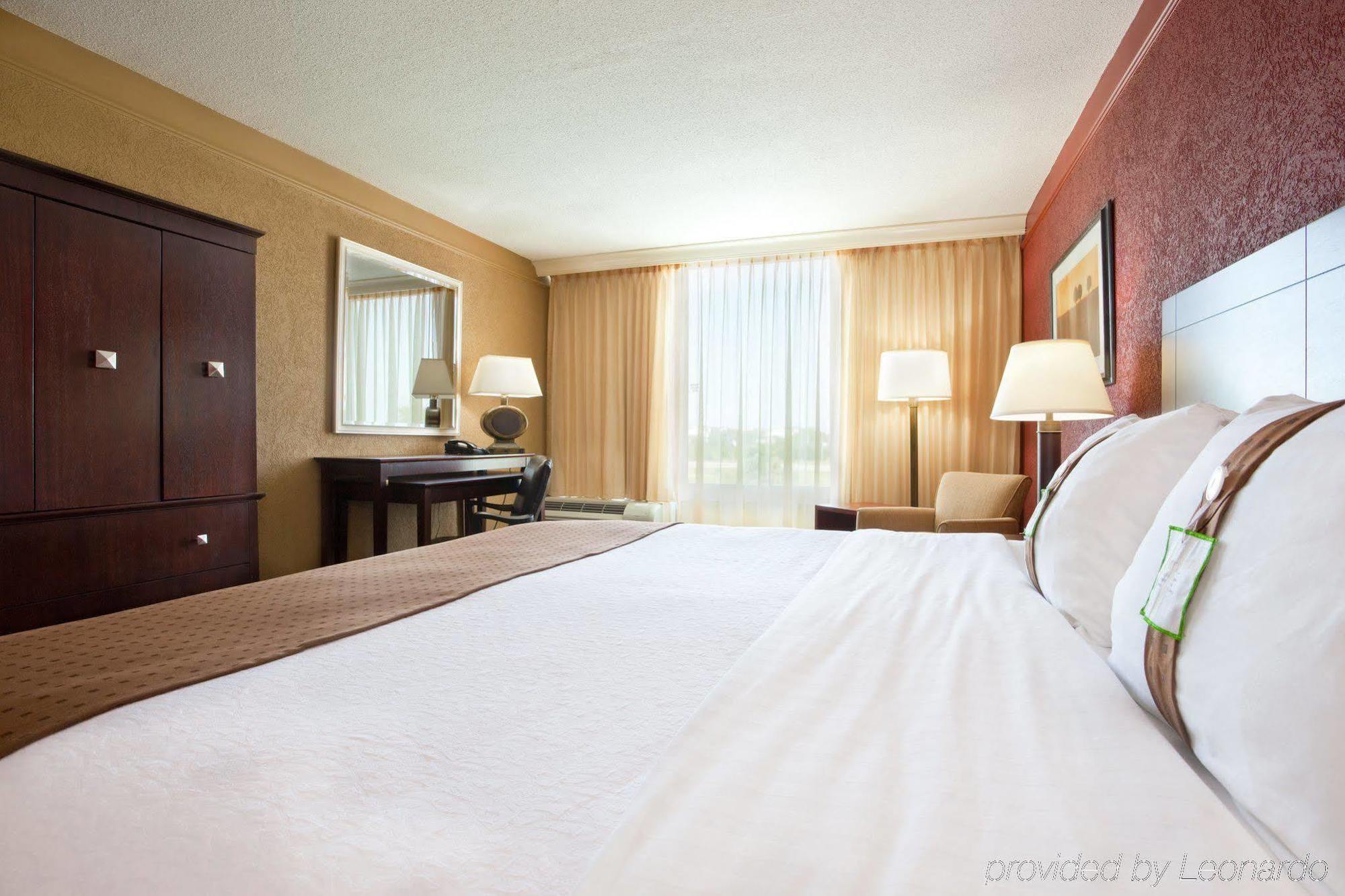 Best Western Plus Strongsville Cleveland Екстериор снимка